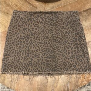 Pistola Brown Leopard Print Raw Hem Mini Pencil Skirt [Size: L]
